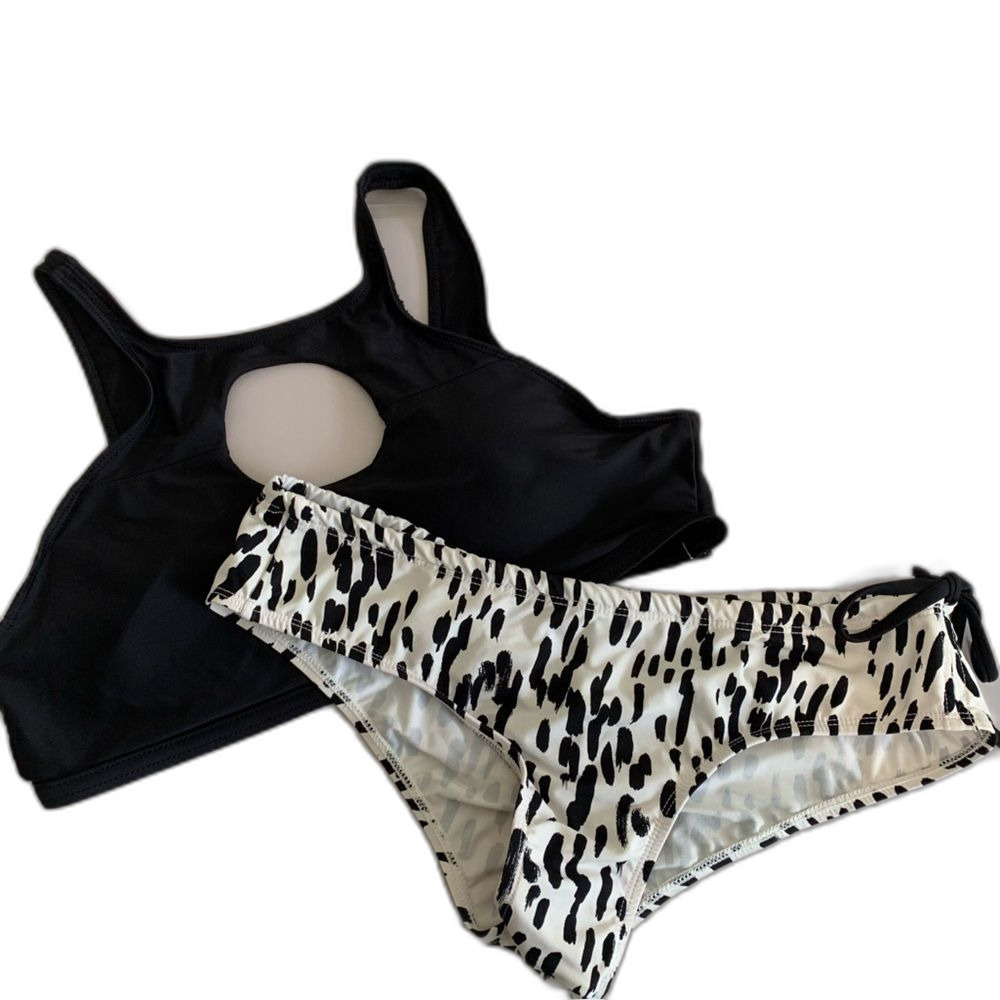 Sensi Graves Swim bikini set size large